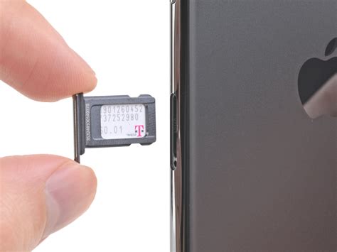 iPhone 11 Pro SIM Card Replacement .